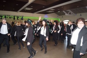 danse-chapeaux-ruban-retinton-reyrieux