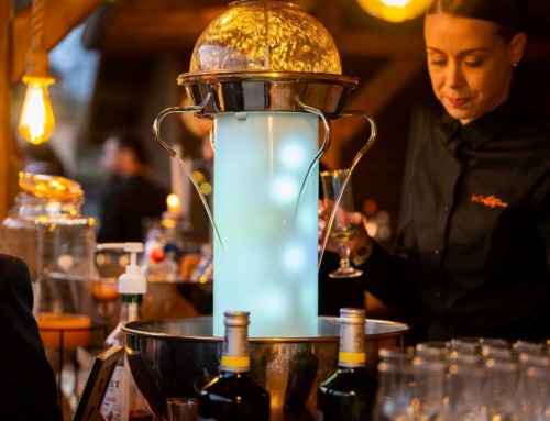 Service du vin d&rsquo;honneur et accueil des mariés